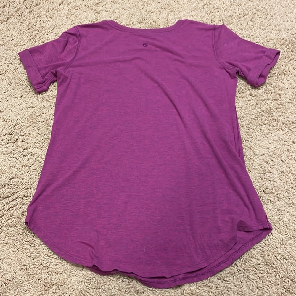 Lululemon roll up sleeve v neck love shirt - Picture 7 of 8